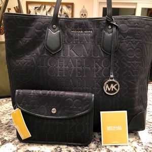 Michael Kors Large Neoprene Tote